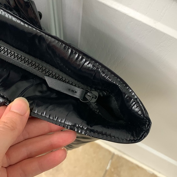 Puffer Shiny Black Quilted Vince Camuto Bag - Picture 13 of 17